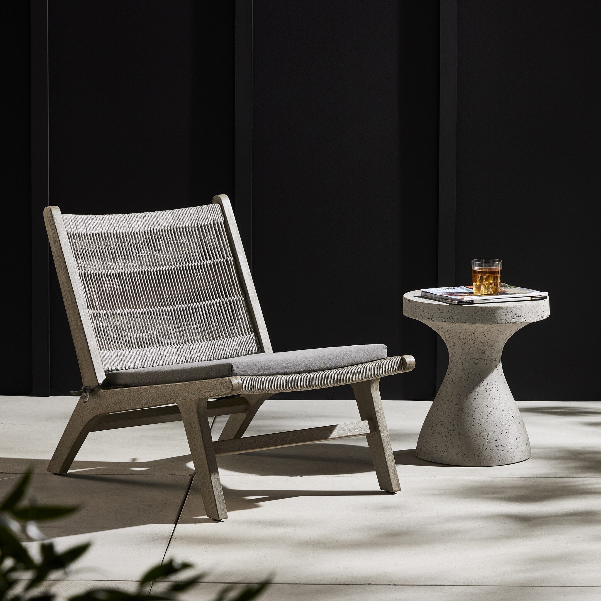 Four Hands Julian Outdoor Chair — Weathered Grey-FSC-Heathered Grey Rope-Grey Rope