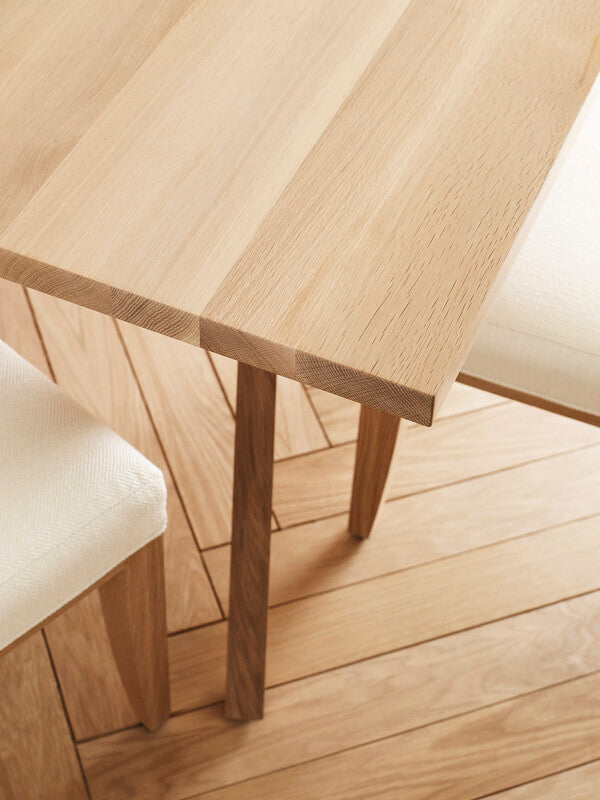 Yarrow Dining Table - Stickley Furniture | Mattress