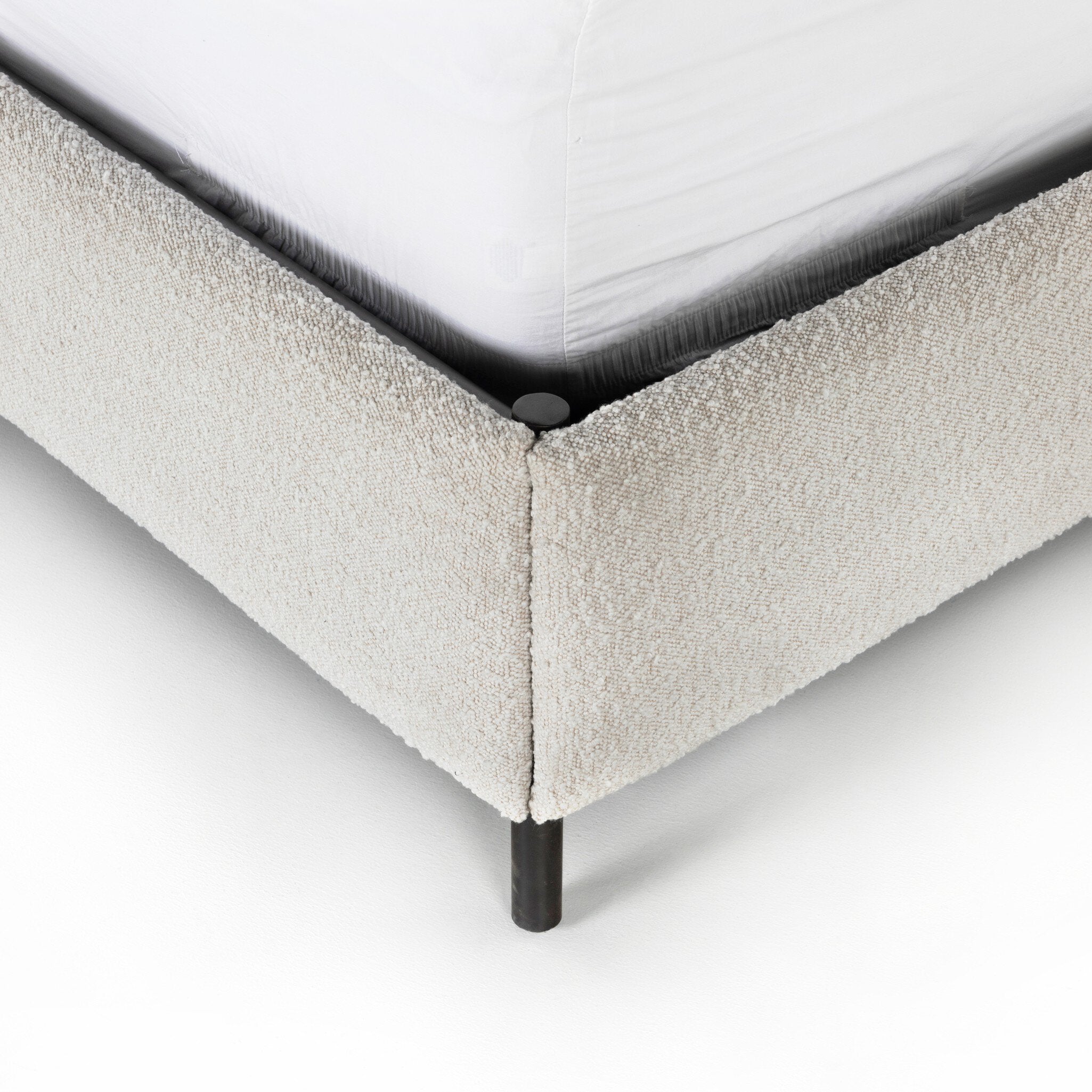 Four Hands Anderson Bed — Knoll Natural-Distressed Brown-Waxed Black (PC)-Queen