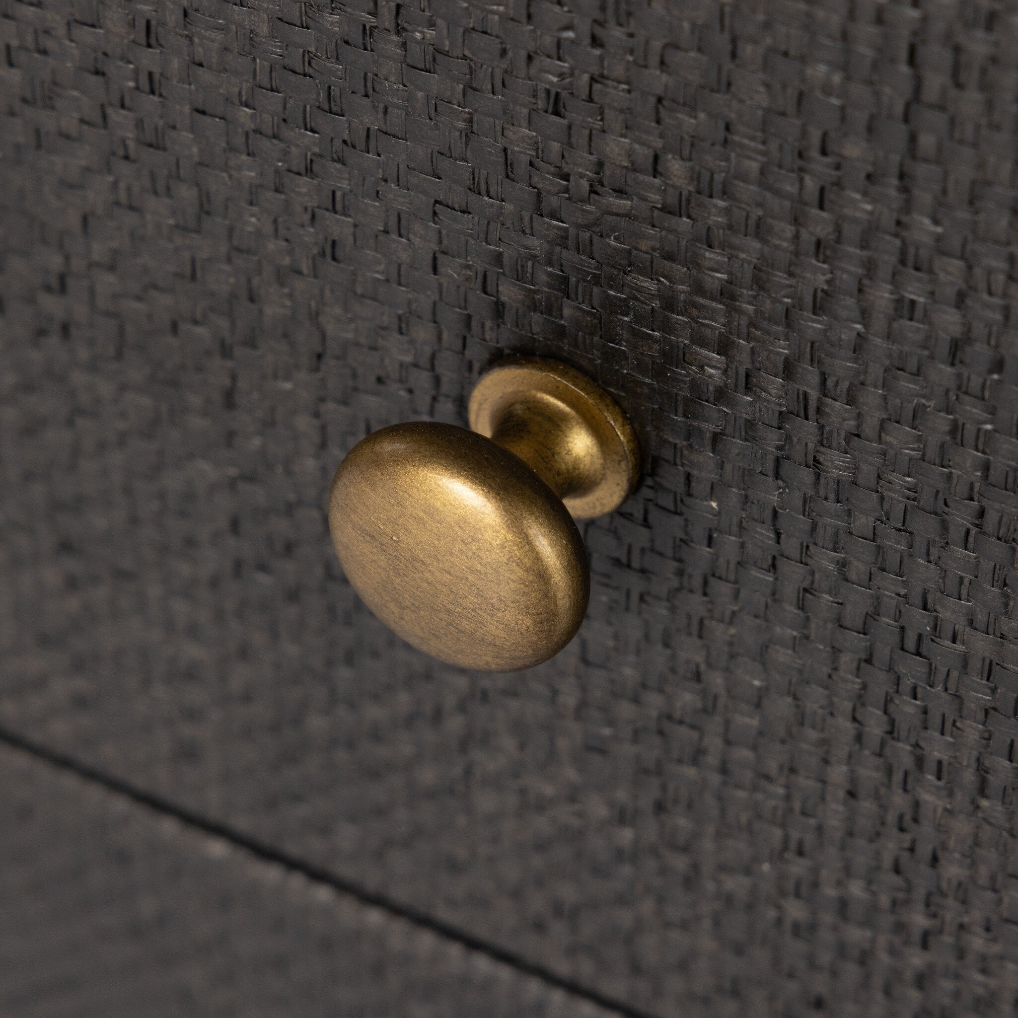 Four Hands Fiona 6 Drawer Dresser — Black Raffia-Russet Mahogany-Light Antique Brass