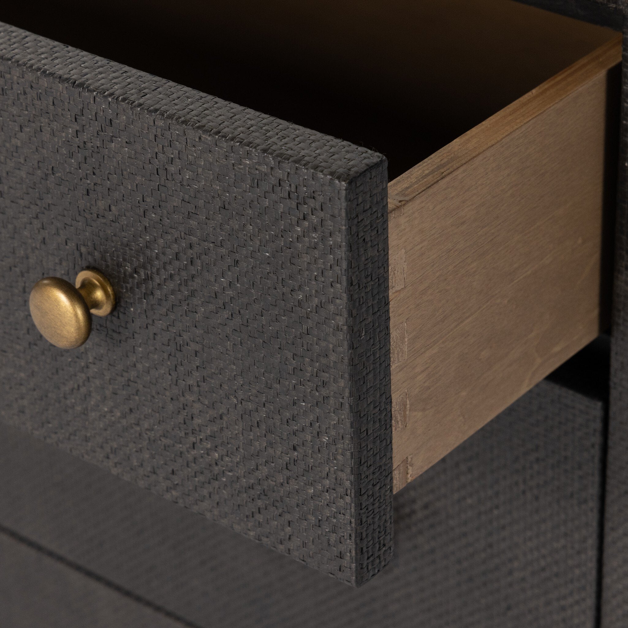 Four Hands Fiona 6 Drawer Dresser — Black Raffia-Russet Mahogany-Light Antique Brass