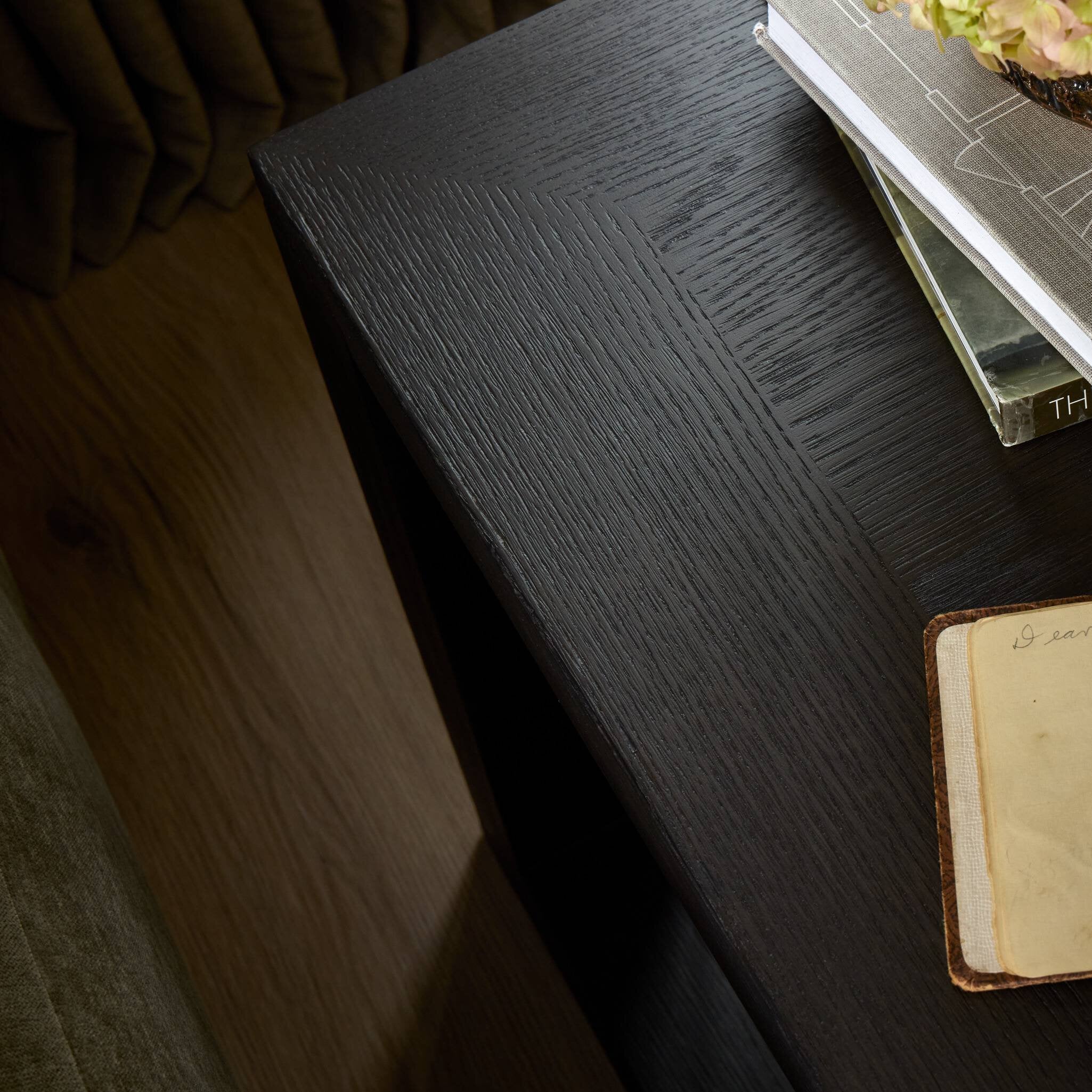 Four Hands Thomas End Table — Dark Anthracite Oak Veneer