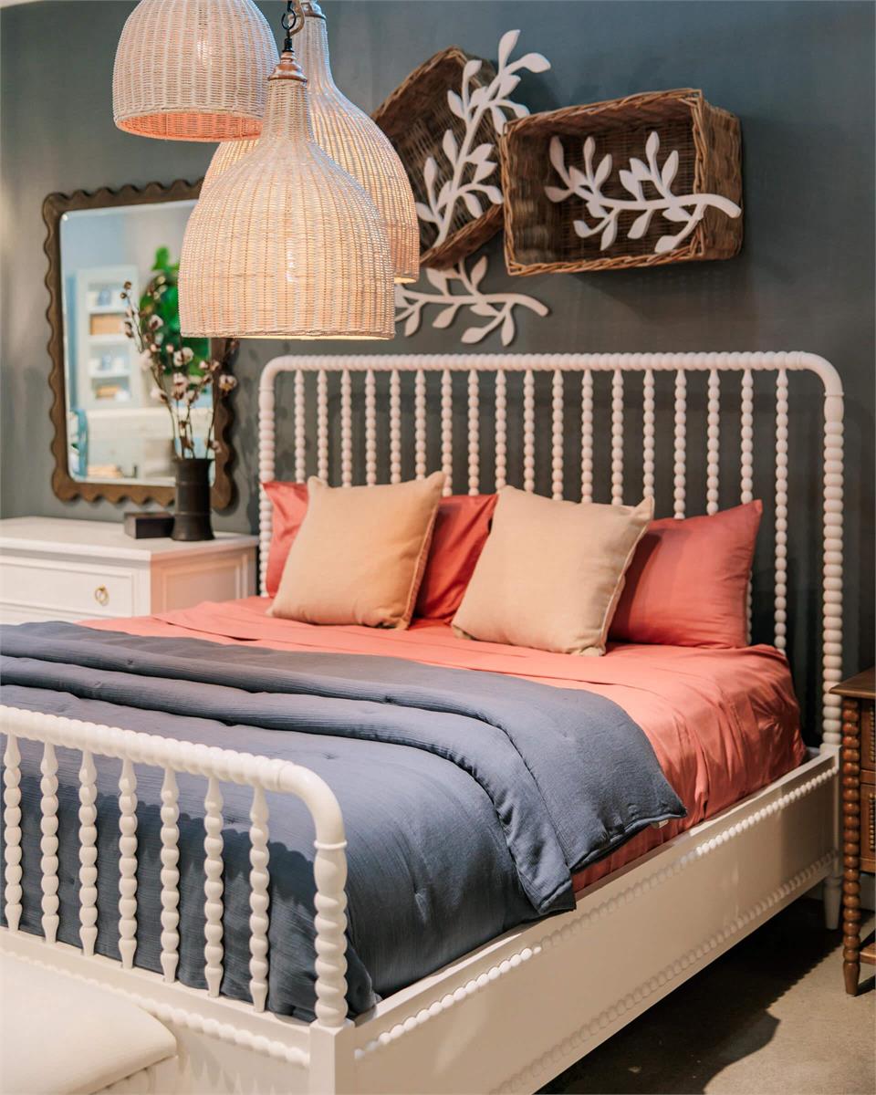 Bramble Cholet Bed King — Architectural White / Light Distressed