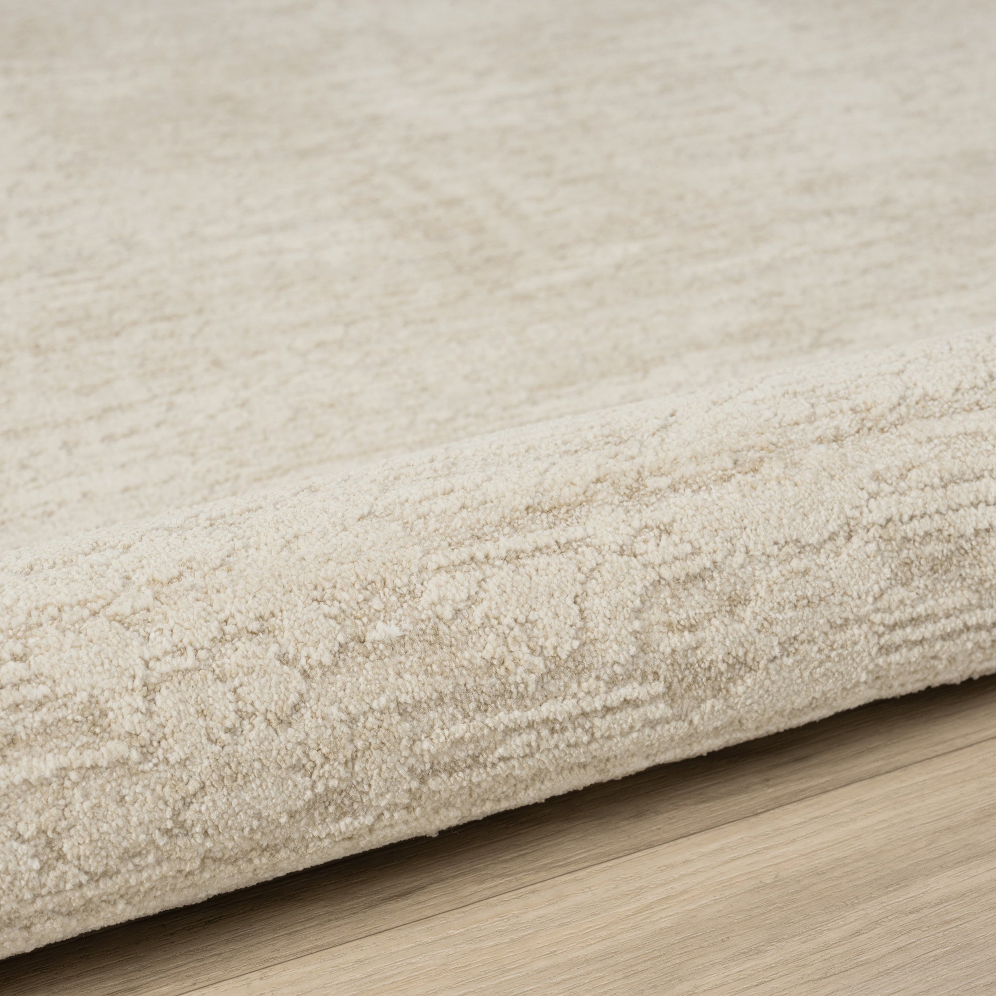 LR Home Castillo Rug — Beige / Cream