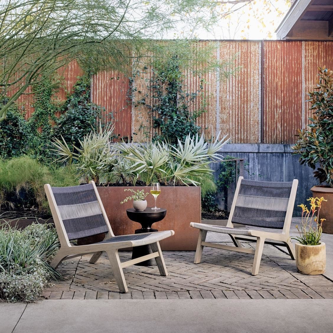 Four Hands Julian Outdoor Chair — Washed Brown-FSC-Dark Grey Rope-Grey Rope