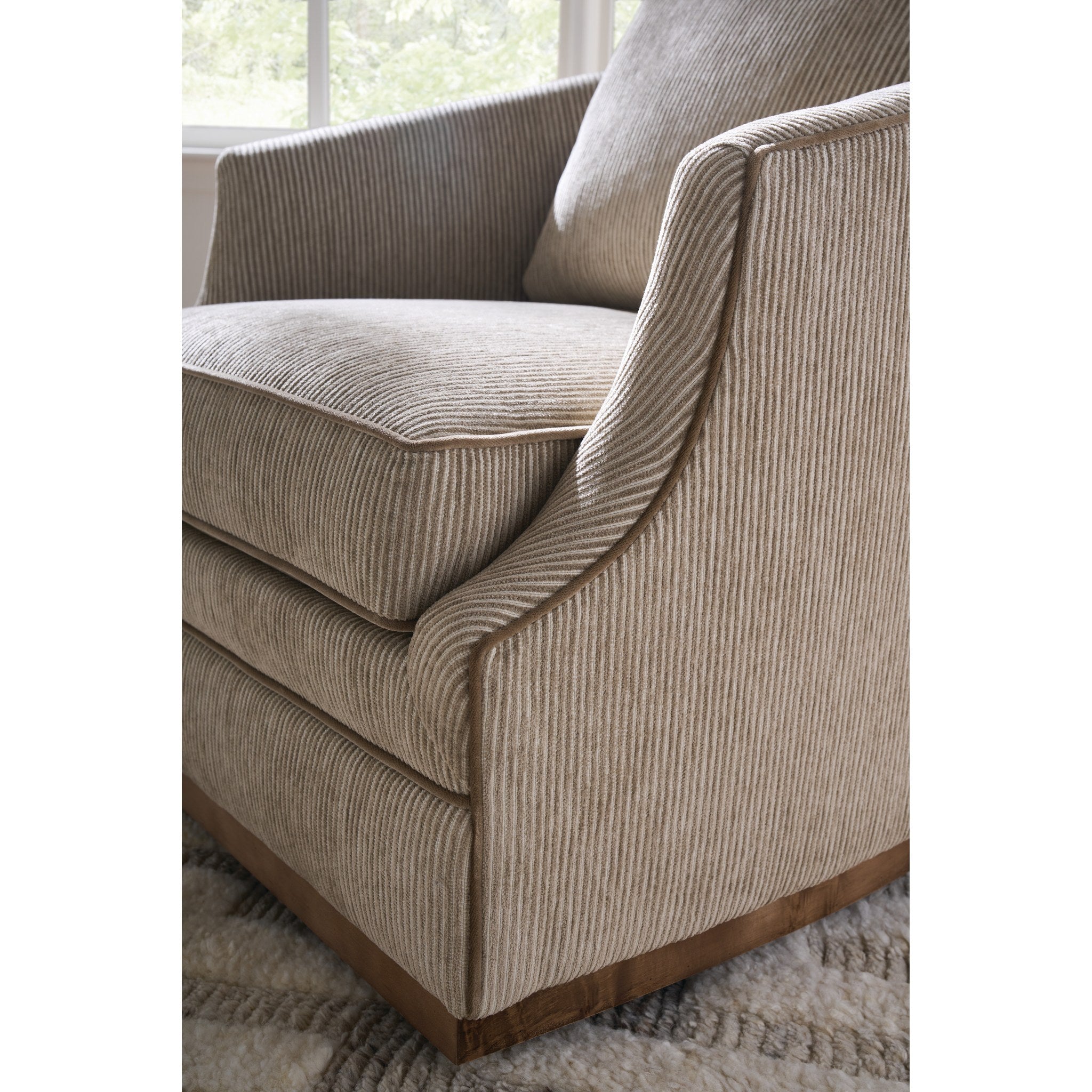 Rowe Furniture Emmerson Swivel Chair — Straw
