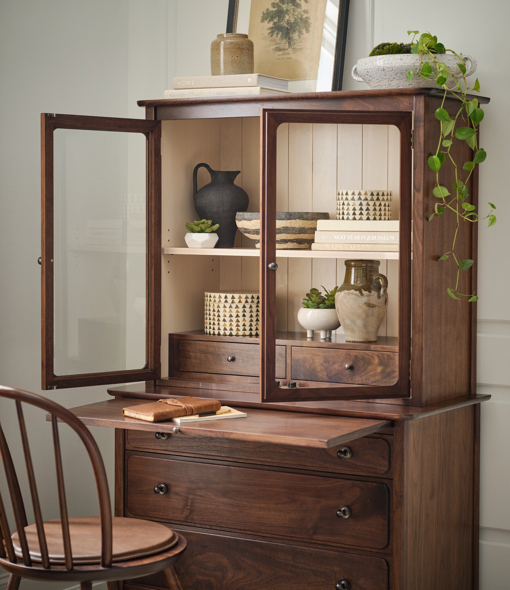 Hudson Valley Two-Door Hutch