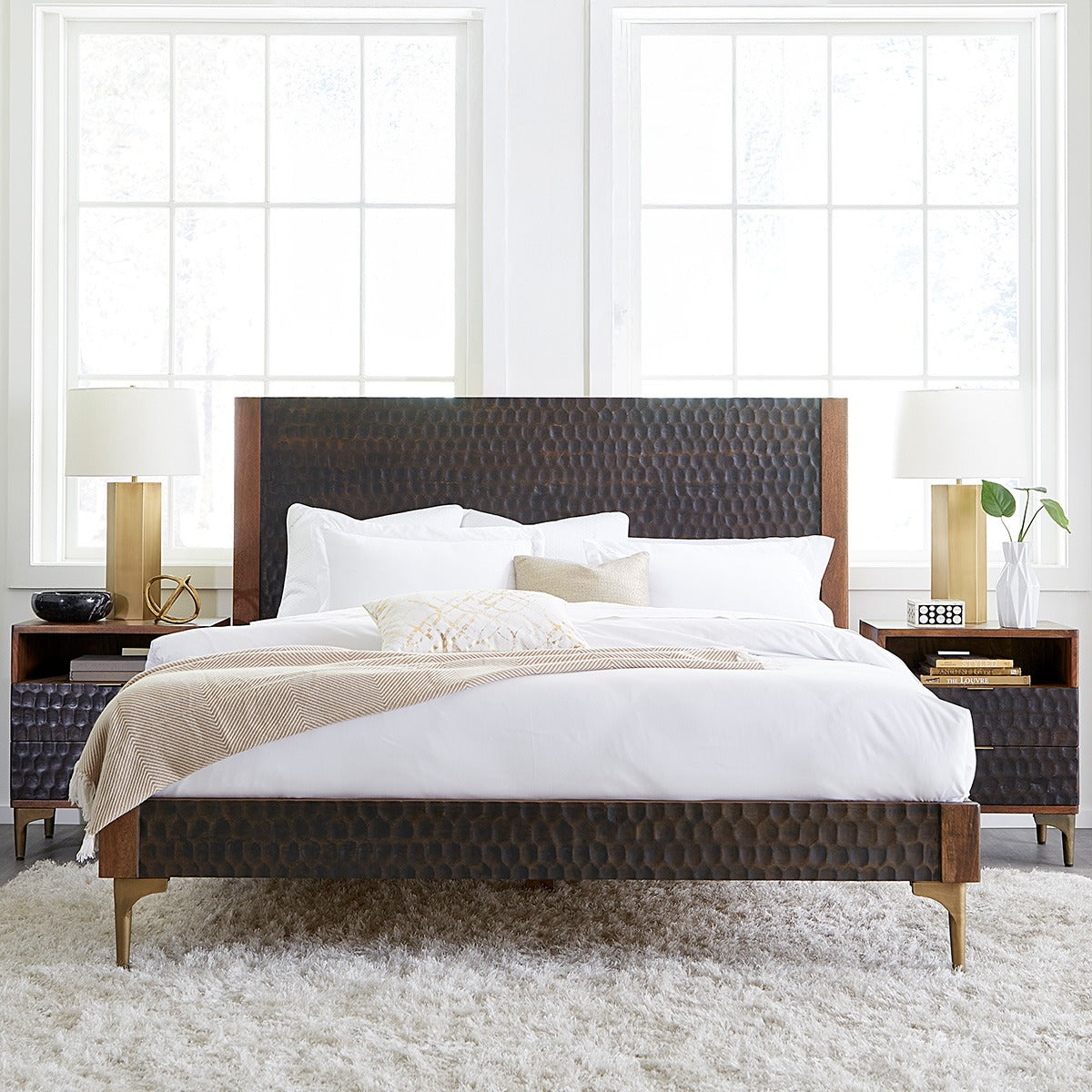 Home Trends & Design Santa Cruz Bed