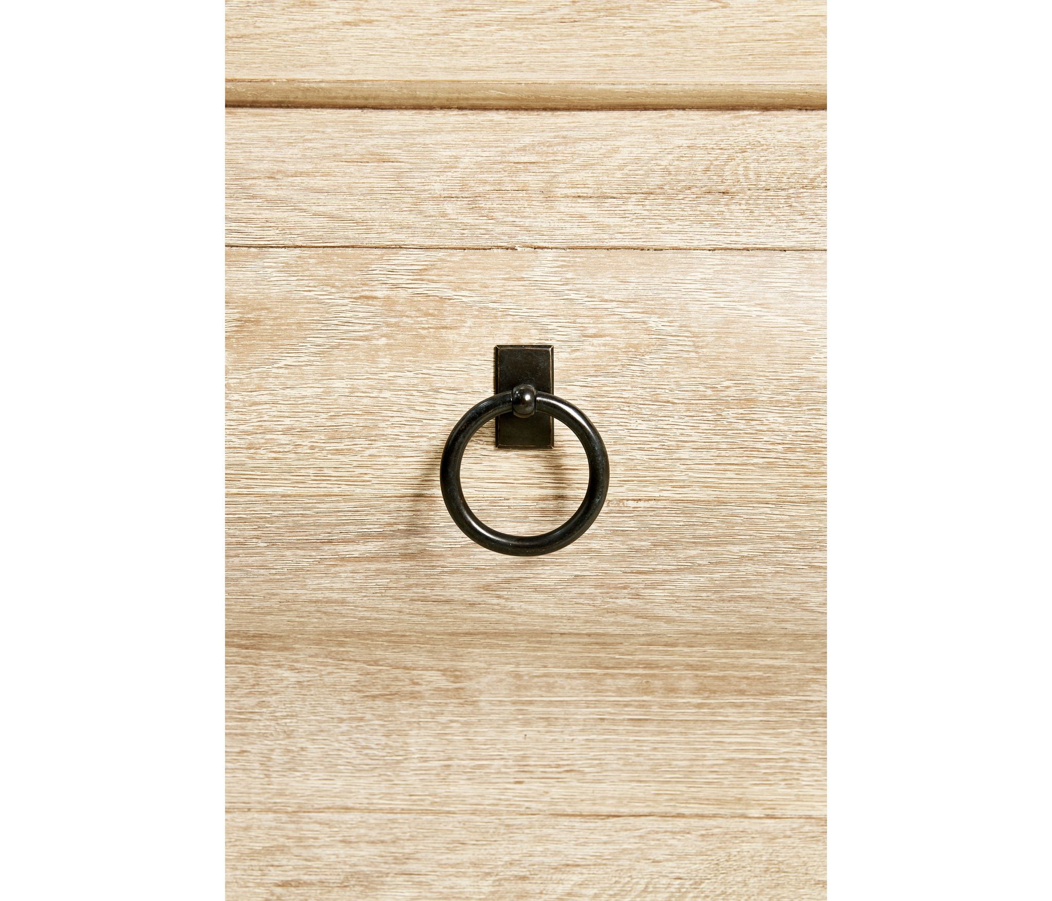 Jonathan Charles Gatcombe Bombe Chest