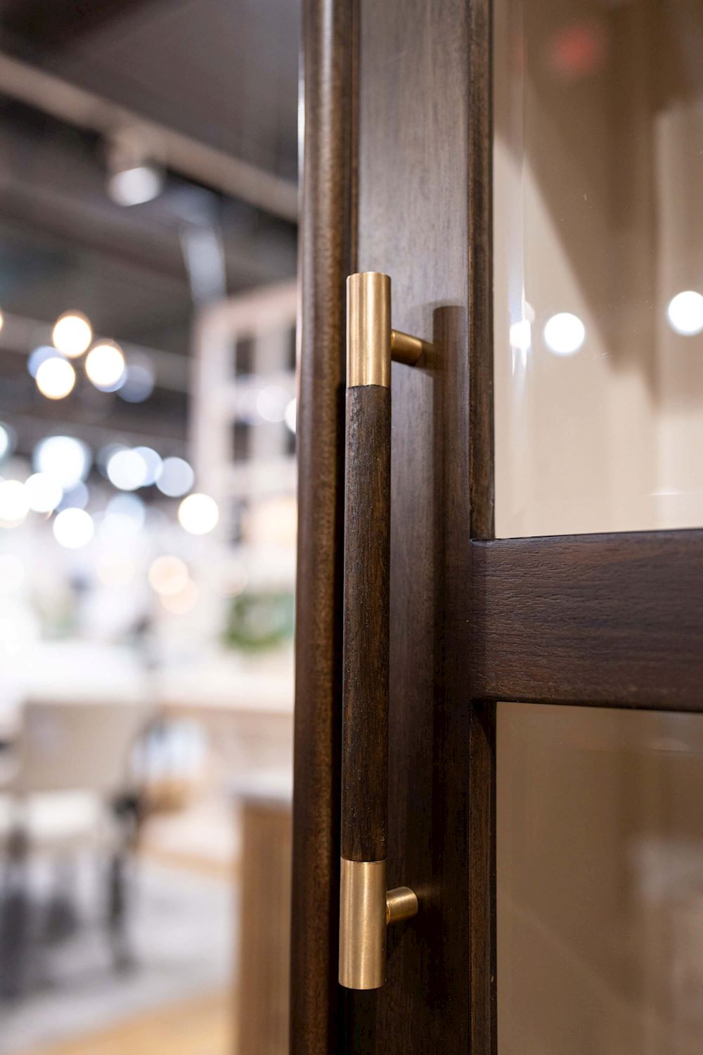 Bramble Vannes Single Door Display Cabinet — Dark Walnut / Putty