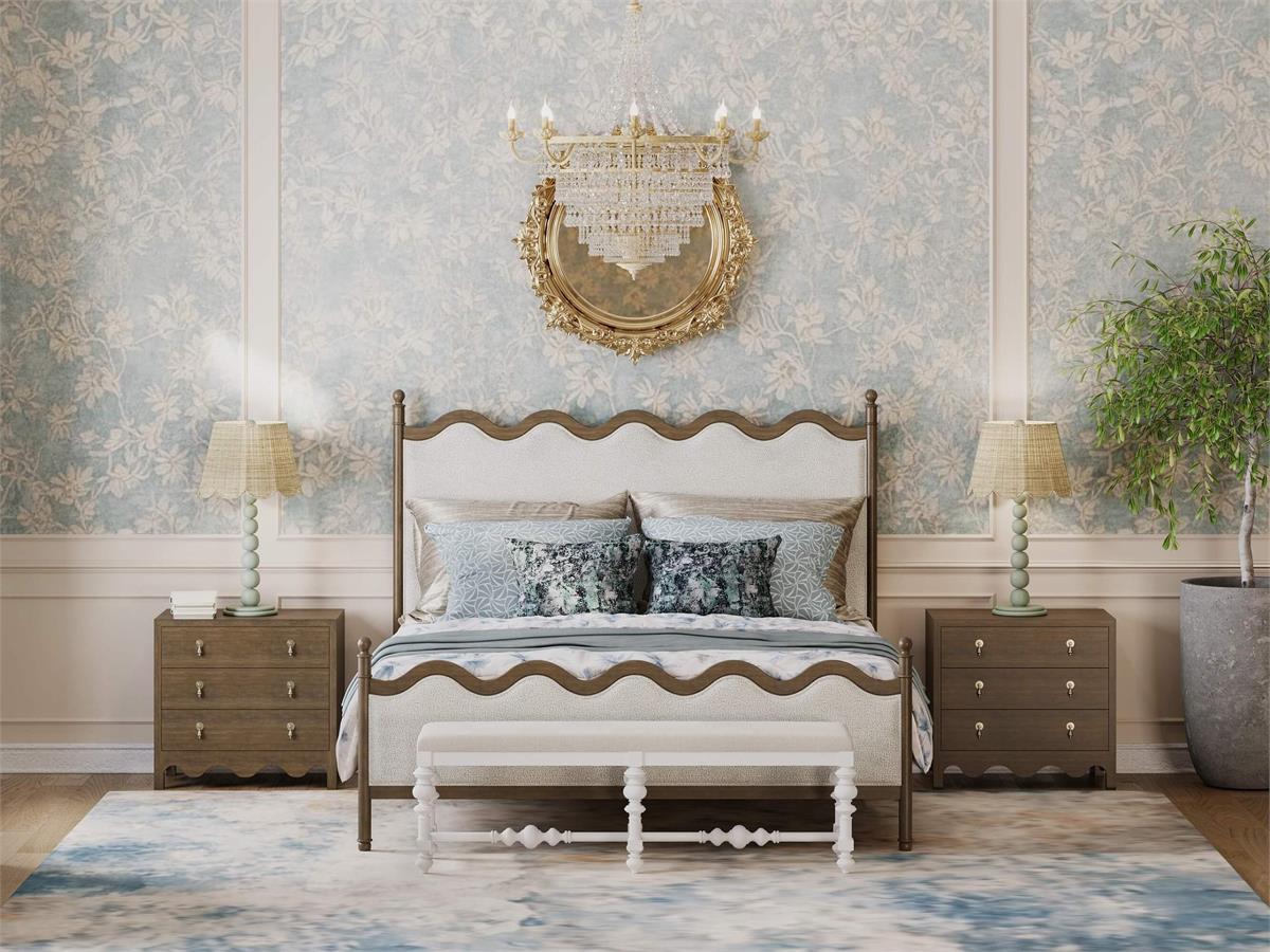 Bramble Chloe King Bed — Straw Wash / Colorado Boucle Ivory