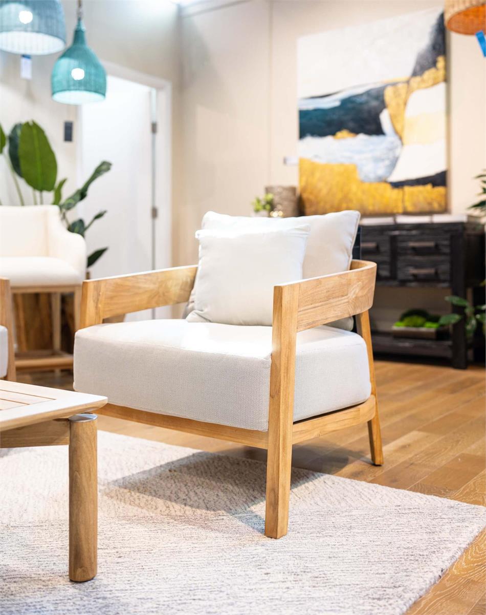 Bramble Raleigh Teak Single Seater w/ Seat & Back Cushions - Outdoor Teak — Natural Teak Fine Sanded / Sunbrella Sand Cream