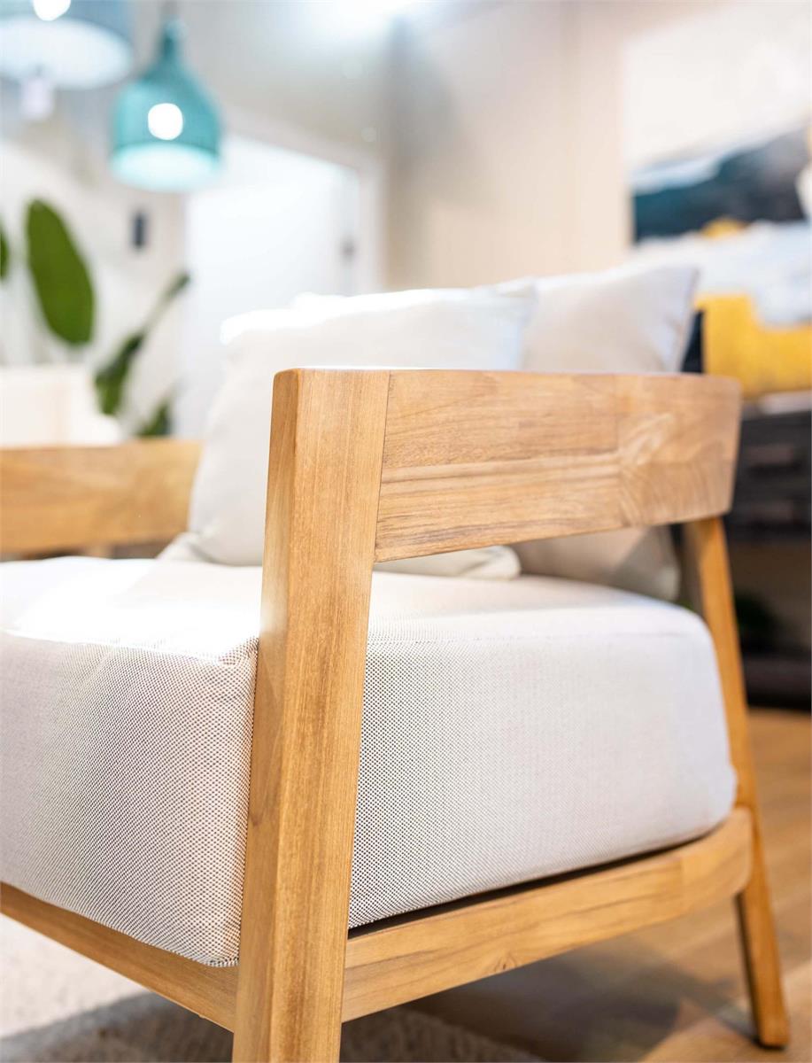 Bramble Raleigh Teak Single Seater w/ Seat & Back Cushions - Outdoor Teak — Natural Teak Fine Sanded / Sunbrella Sand Cream