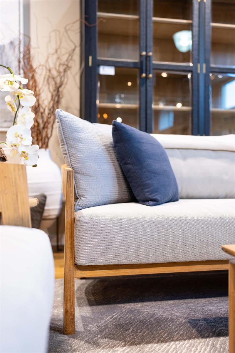 Bramble Raleigh Teak 3 Seater w/ Seat & Back Cushions - Outdoor Teak — Natural Teak Fine Sanded / Sunbrella Sand Cream