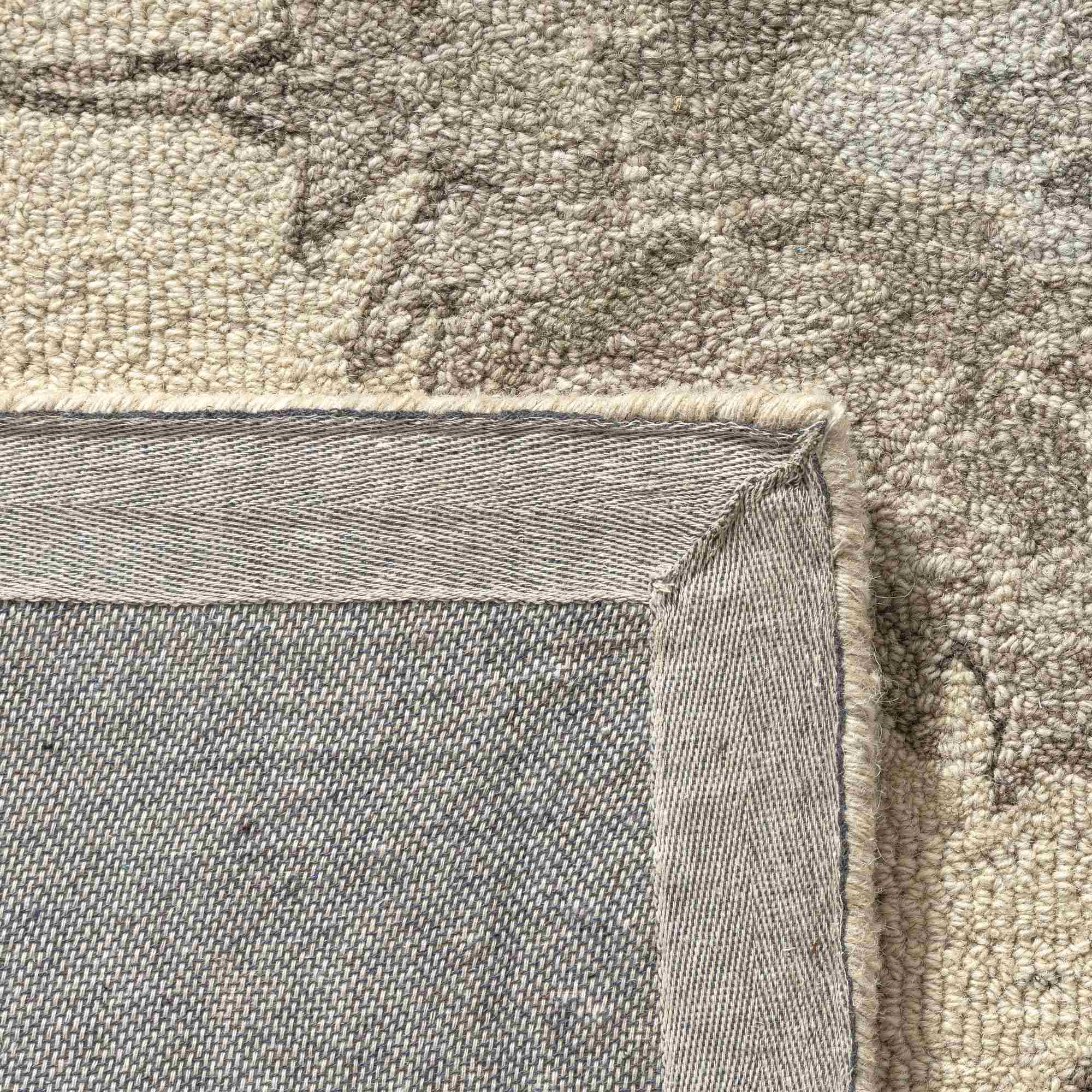 LR Home Allure Rug — Cream / Beige