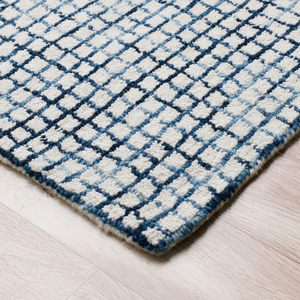 LR Home Criss Cross Rug — Navy / Ivory