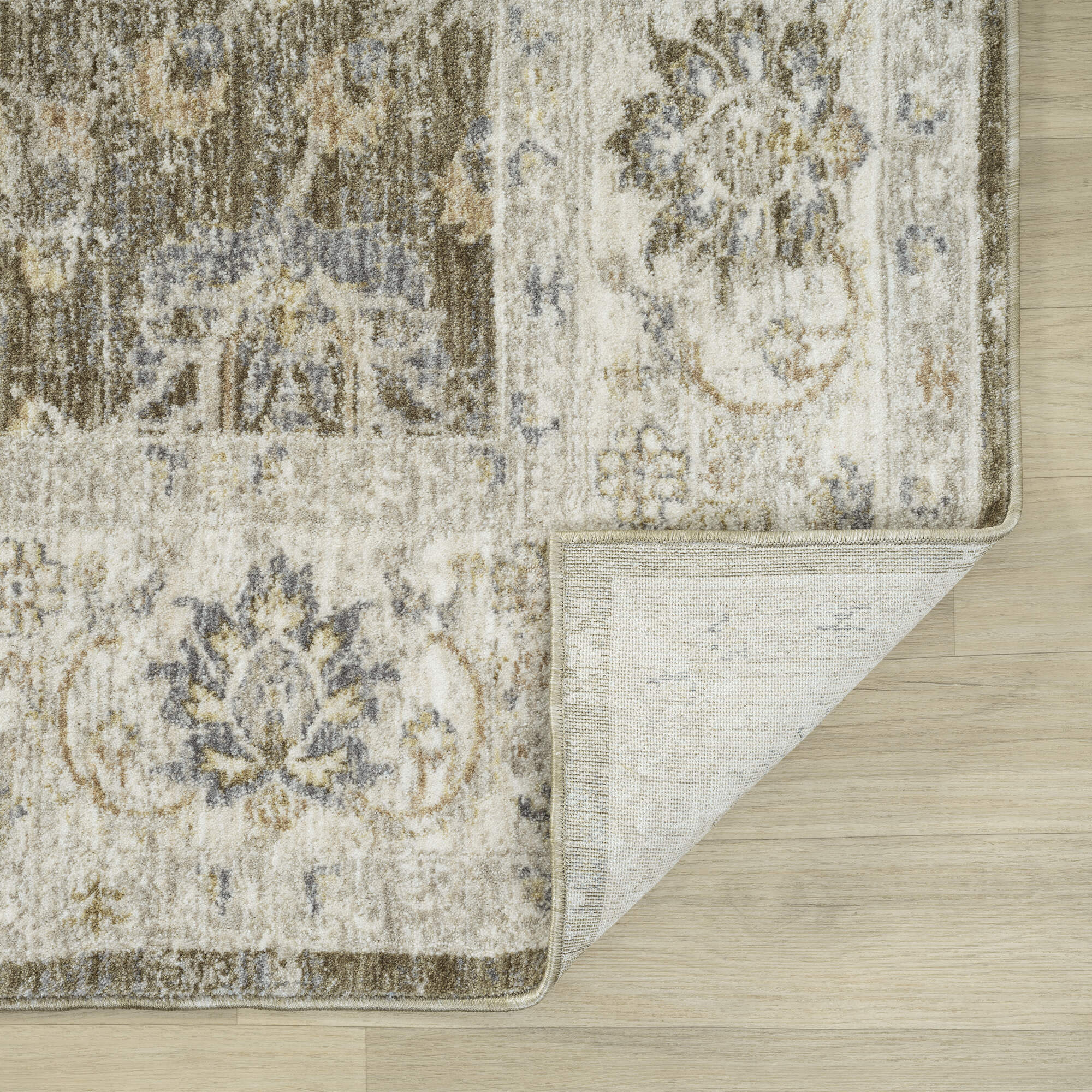 LR Home Miranda Rug — Green / Ivory