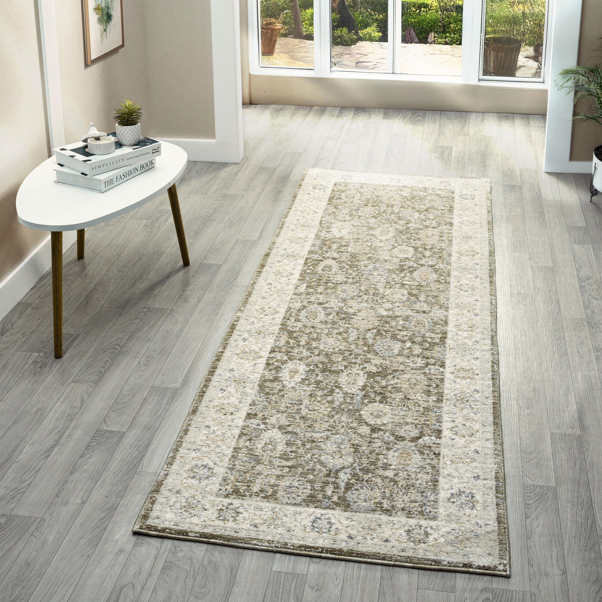 LR Home Miranda Rug — Green / Ivory