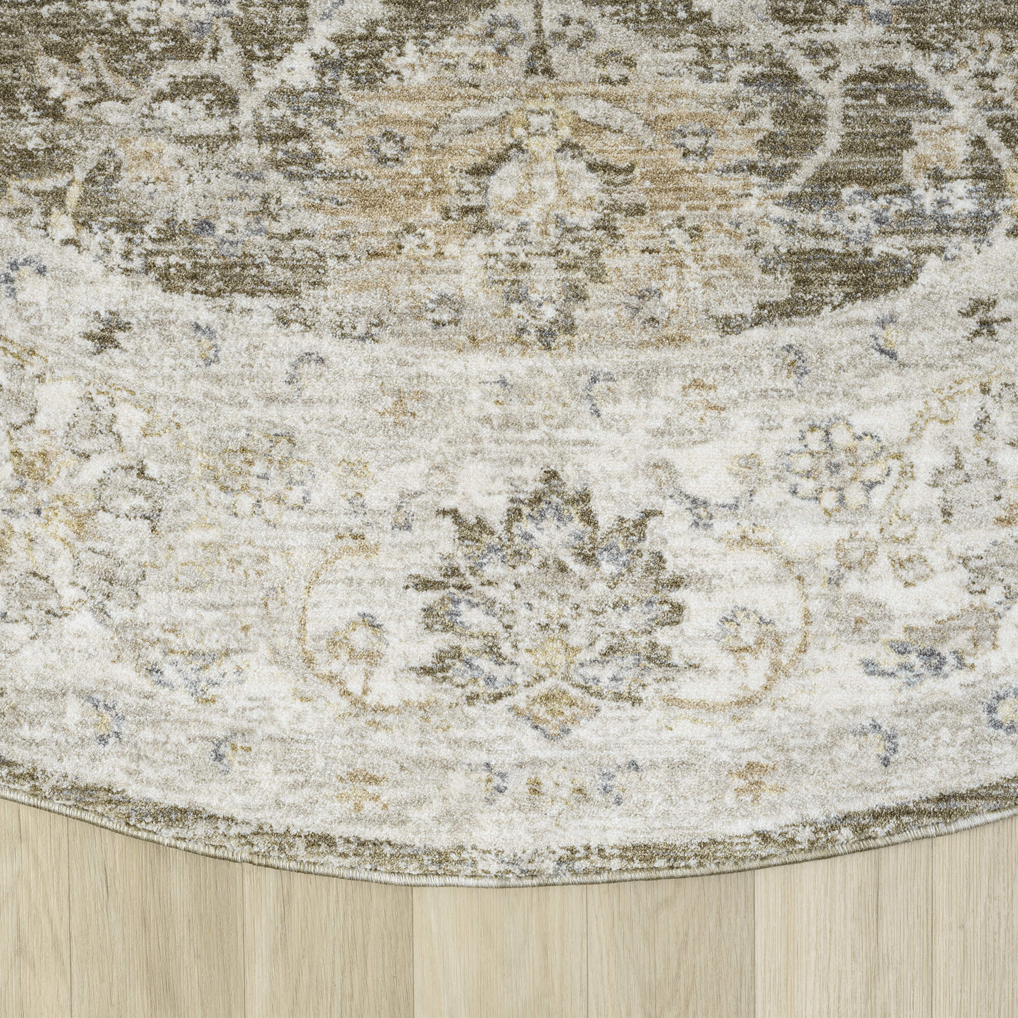 LR Home Miranda Rug — Green / Ivory