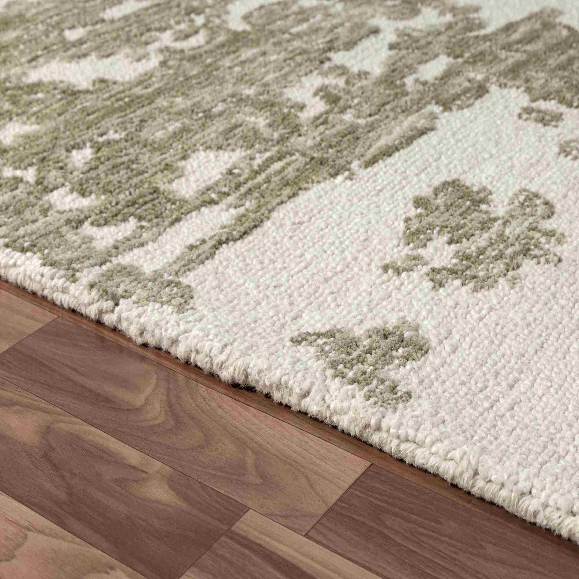 LR Home Nuvia Rug — Green / Ivory