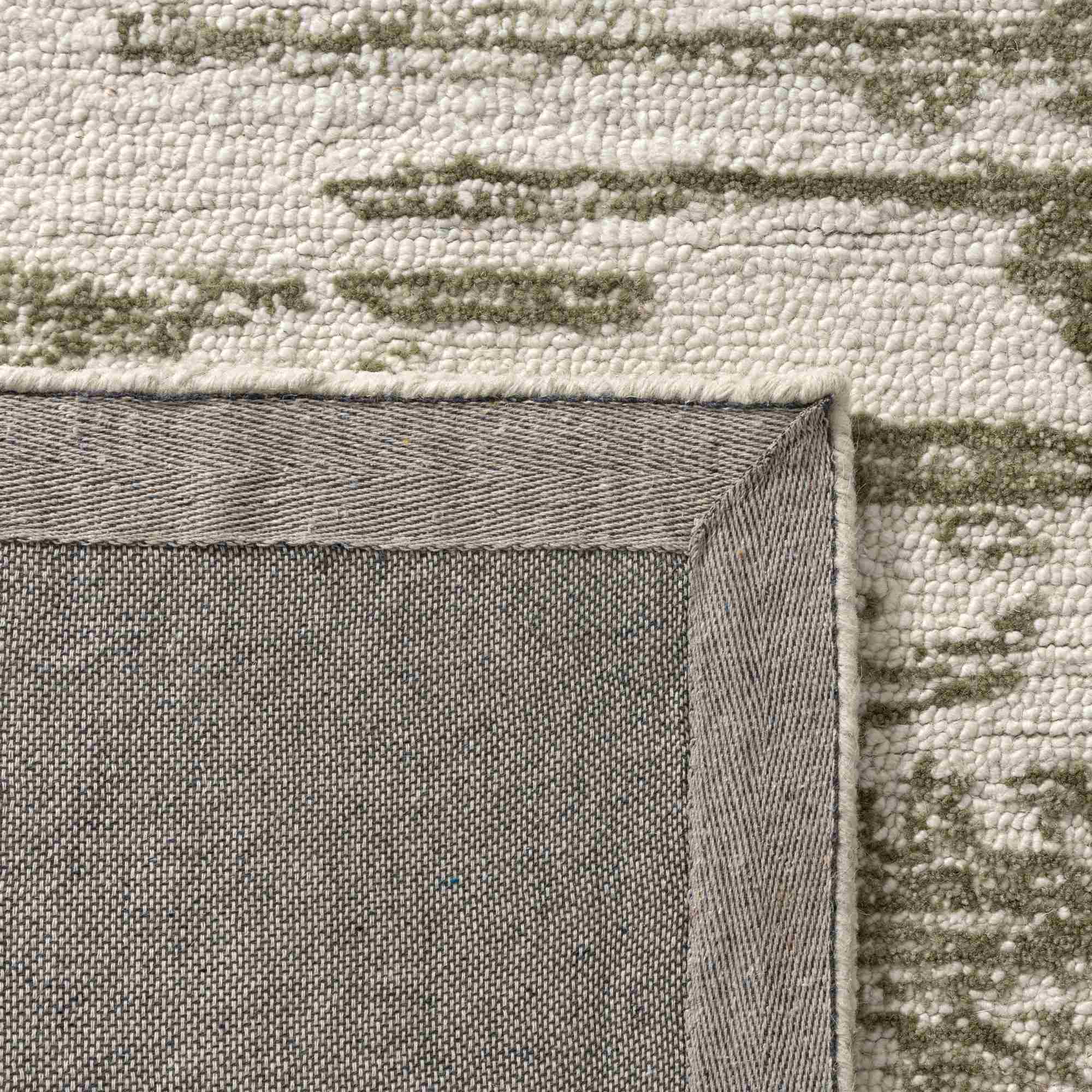 LR Home Nuvia Rug — Green / Ivory