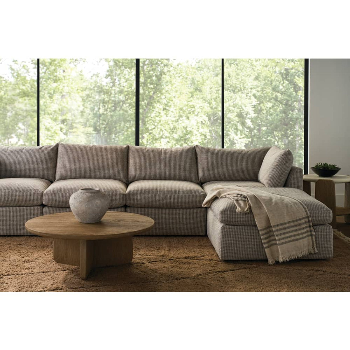 Rowe Furniture Zander Deep Sectional — Right Seated Corner Arm