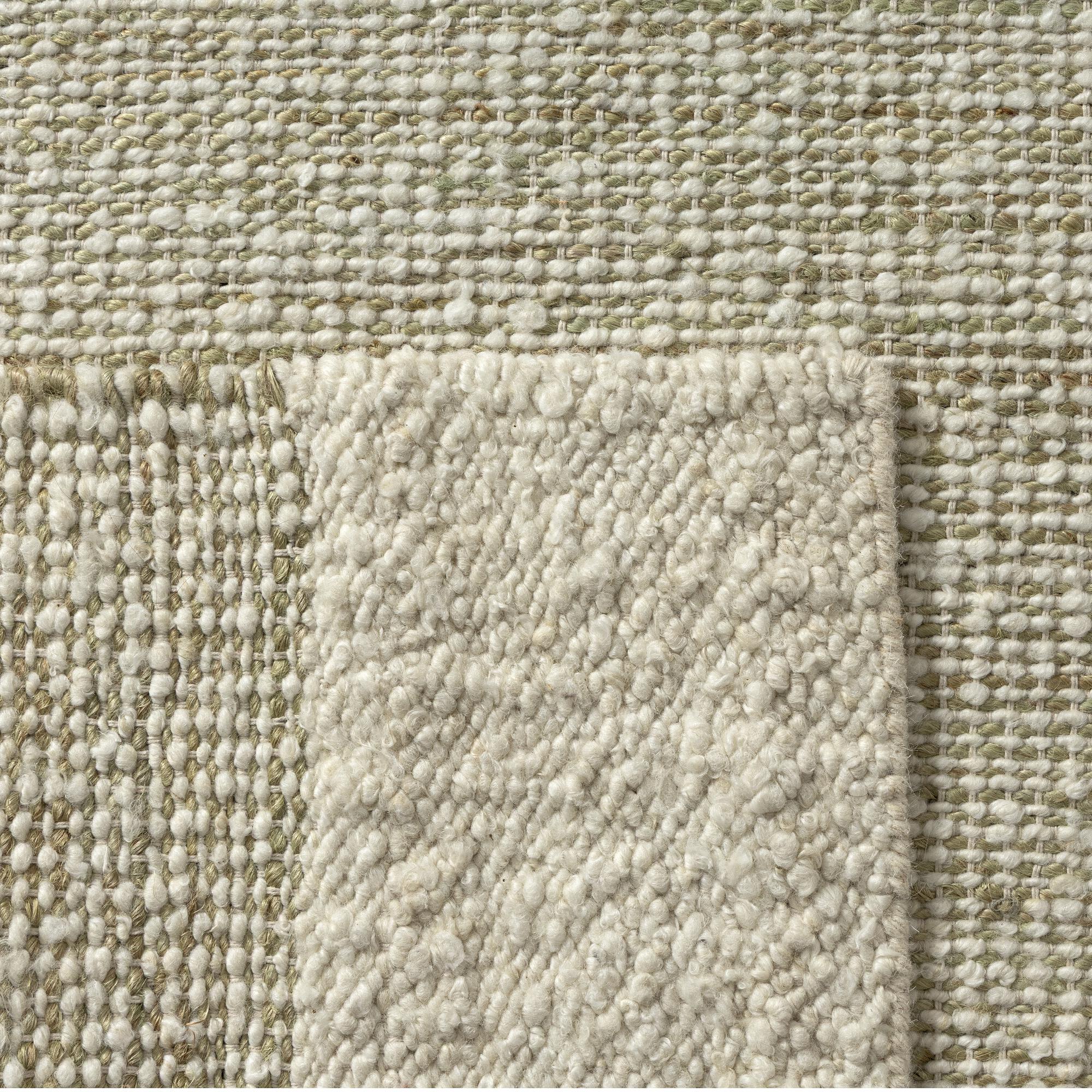 LR Home Savanna Rug — Green / Ivory