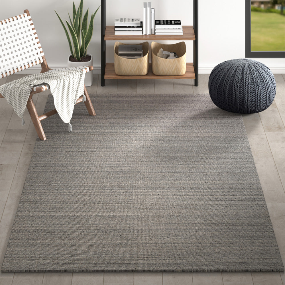 LR Home Merchandiser Rug — Silver